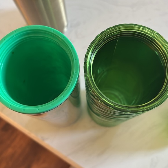 Lot of 2 Starbucks Green and Green and Gold Foil Tumbler - Picture 8 of 9